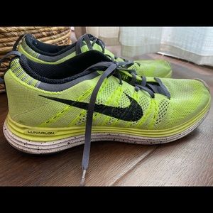 Women’s Nike Size 9